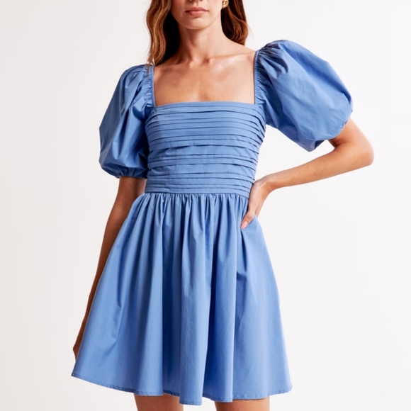 En Saison Dresses & Skirts - En Saison Juliet Puff Sleeve Dress